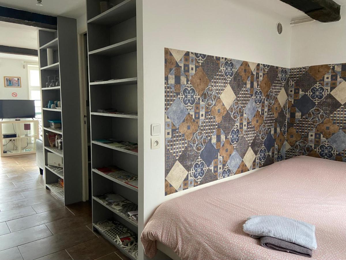 Royale Apartments Vieux Lille 24H24H Access Bagian luar foto